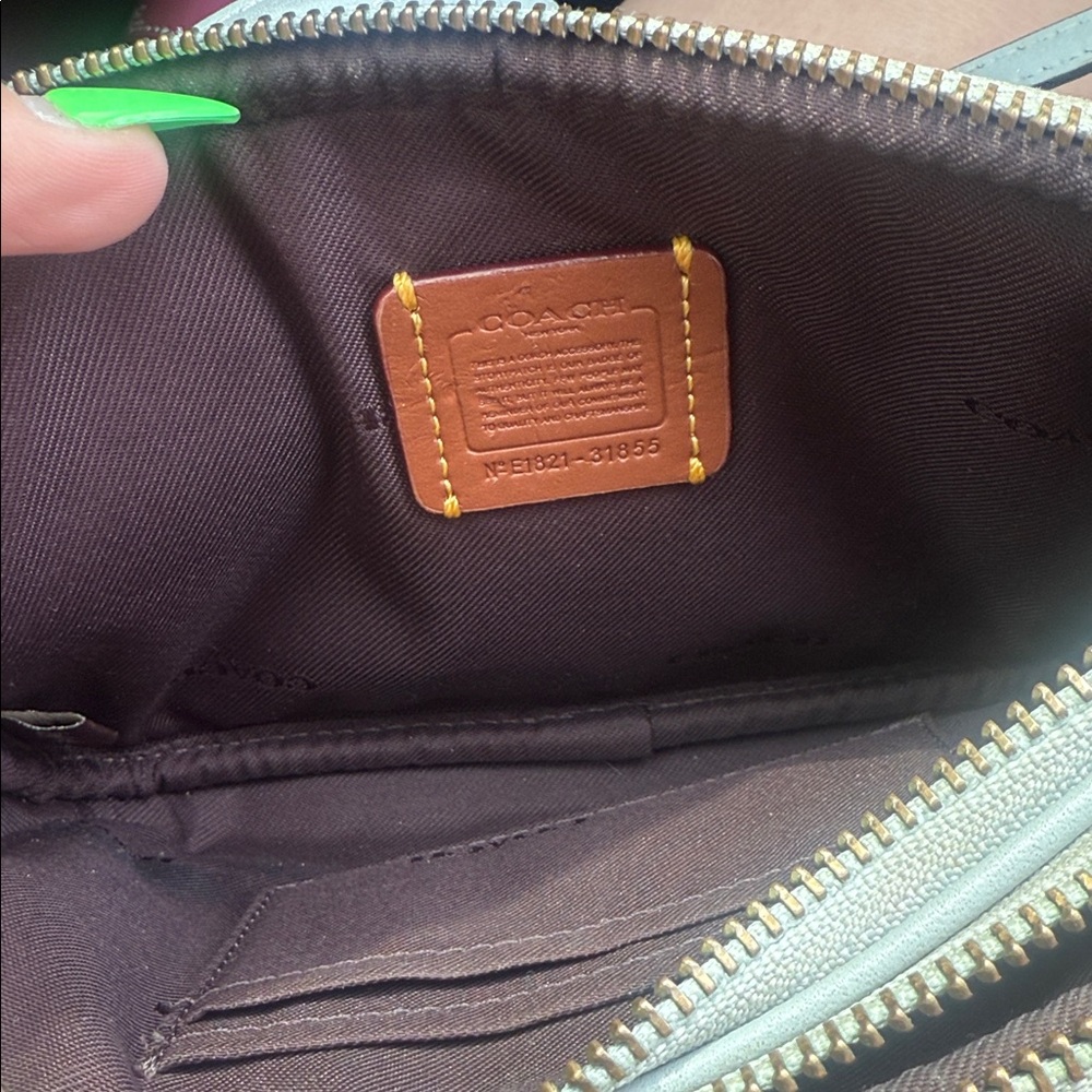 Coach Black and Gray Floral Crossbody Bag. - Picture 4 of 9